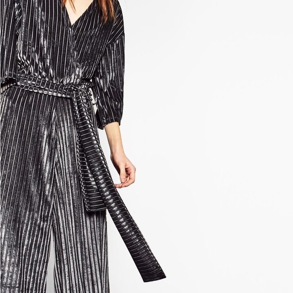 ZARA velvet jumpsuit - Picture 5 of 6